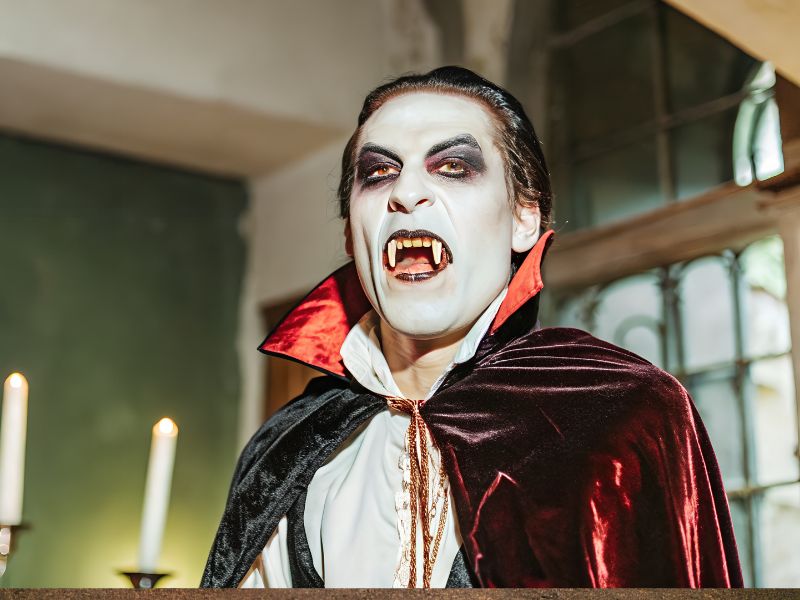 vampire costume