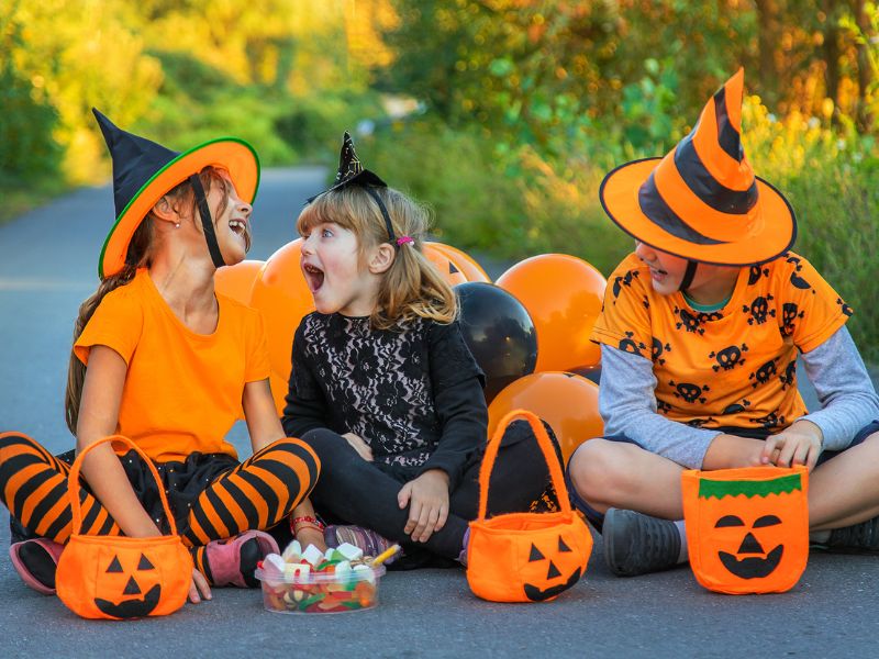 the cozy pumpkin girl